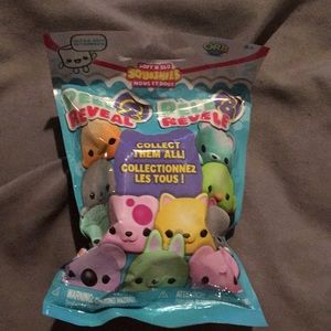Squishy animal mystery pack